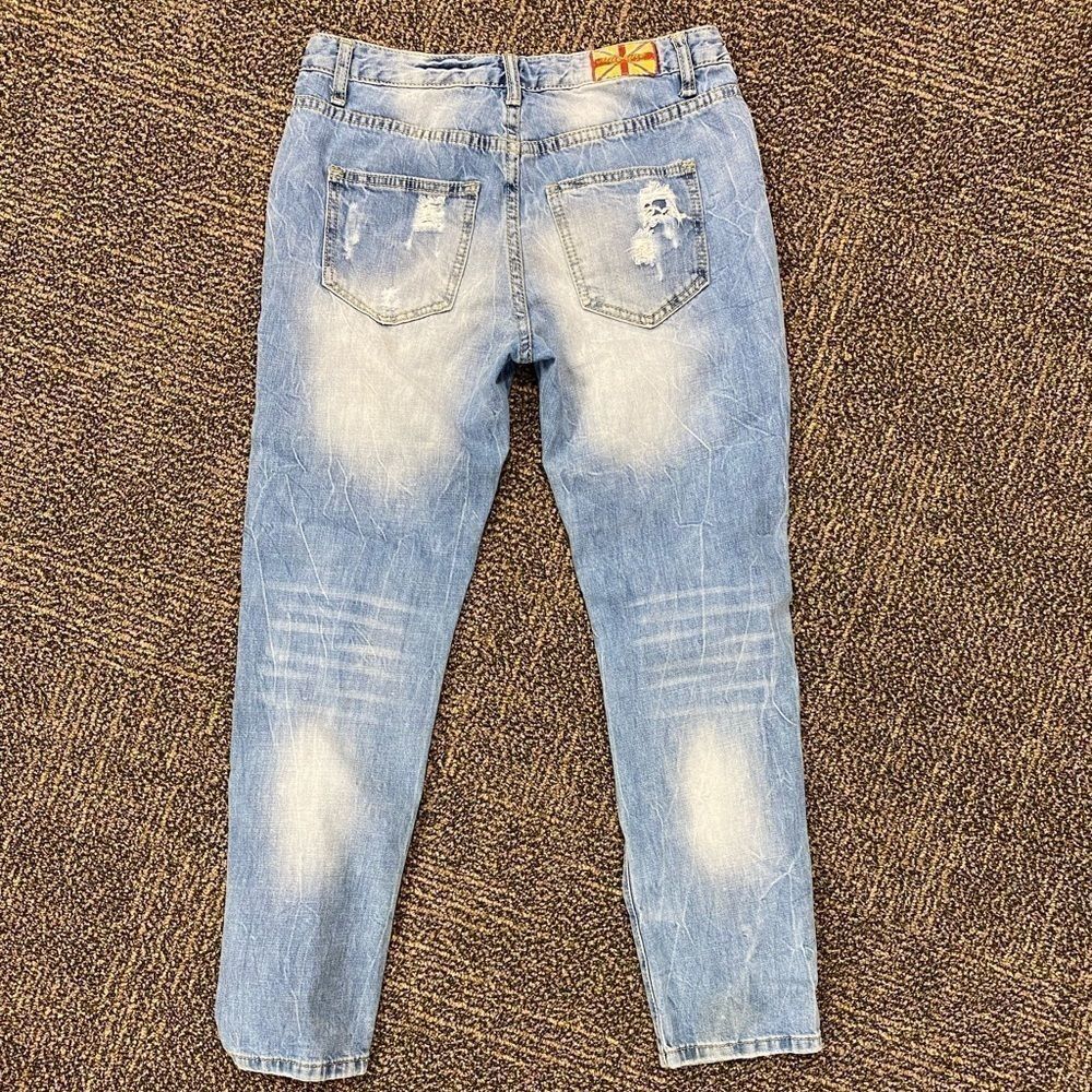 Machine Novelle Mode Low Rise Ripped Capris - Picture 6 of 7